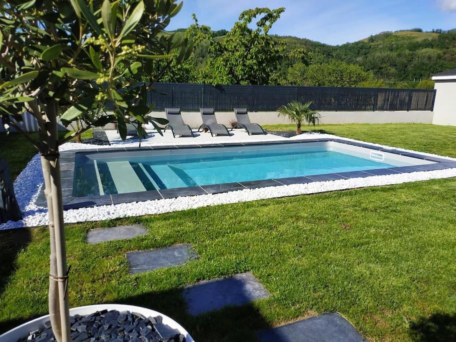 Chambre & Sdb Privee Avec Piscine En Bord De Via Rhona Sarras 外观 照片