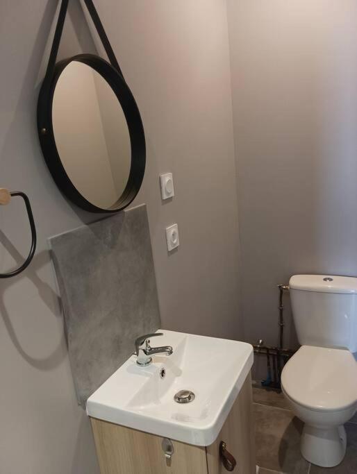 Chambre & Sdb Privee Avec Piscine En Bord De Via Rhona Sarras 外观 照片